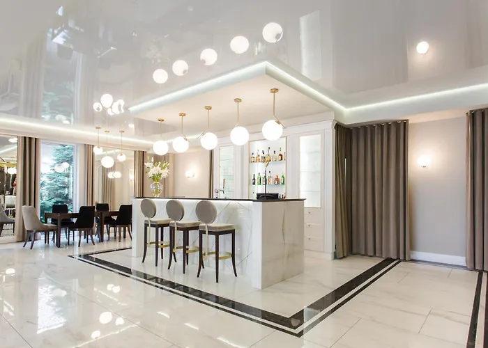 Hotel Bialy Dom